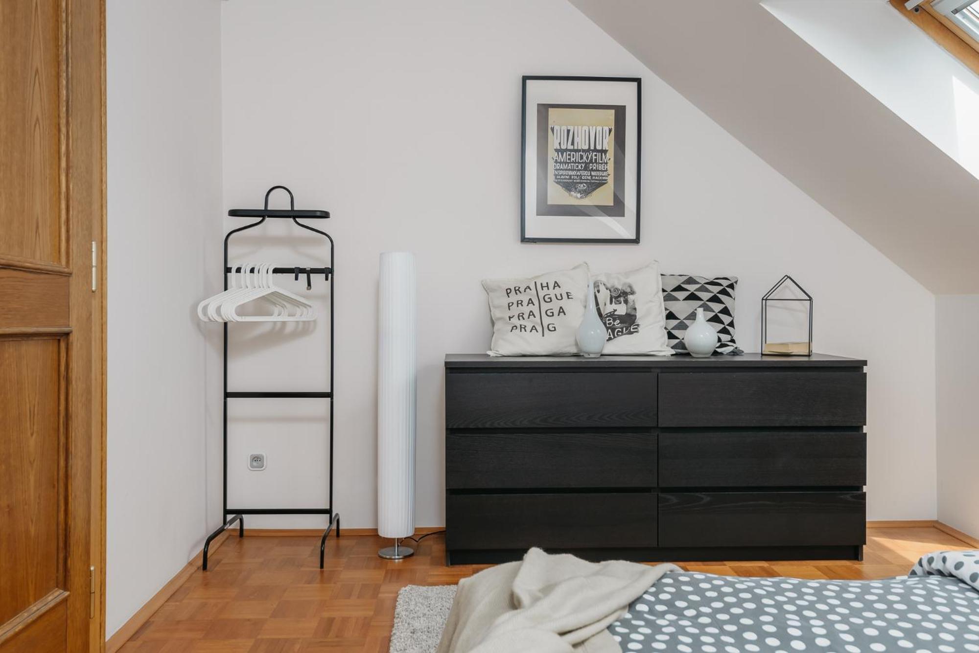 Roy 2 Bdr Apartment With Prague Castle View, Parking & Ac المظهر الخارجي الصورة